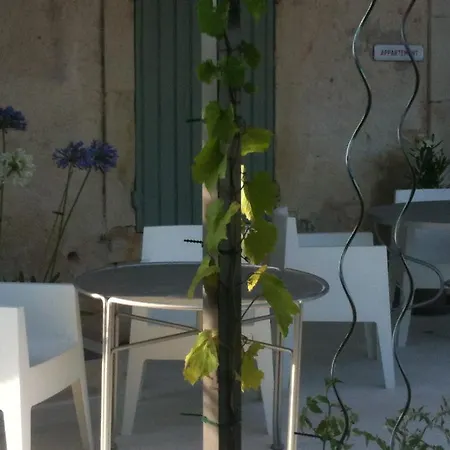Holiday home L'esperluette